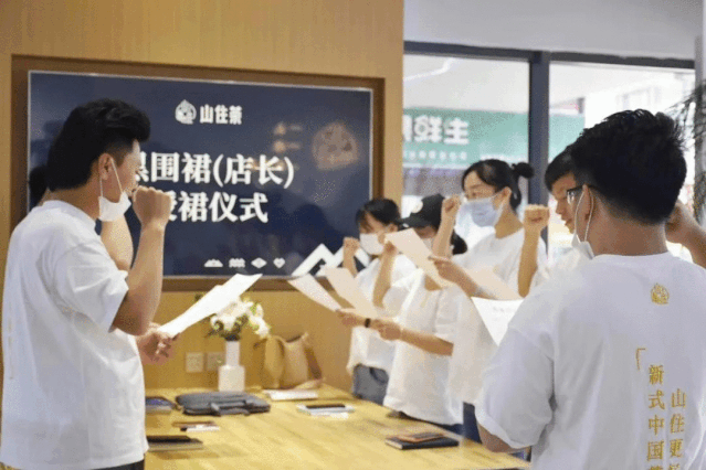 微信图片_20201104110513.gif 微信图片_20201104110513.gif