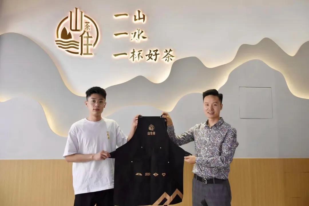 微信图片_20201117152623.jpg 微信图片_20201117152623.jpg